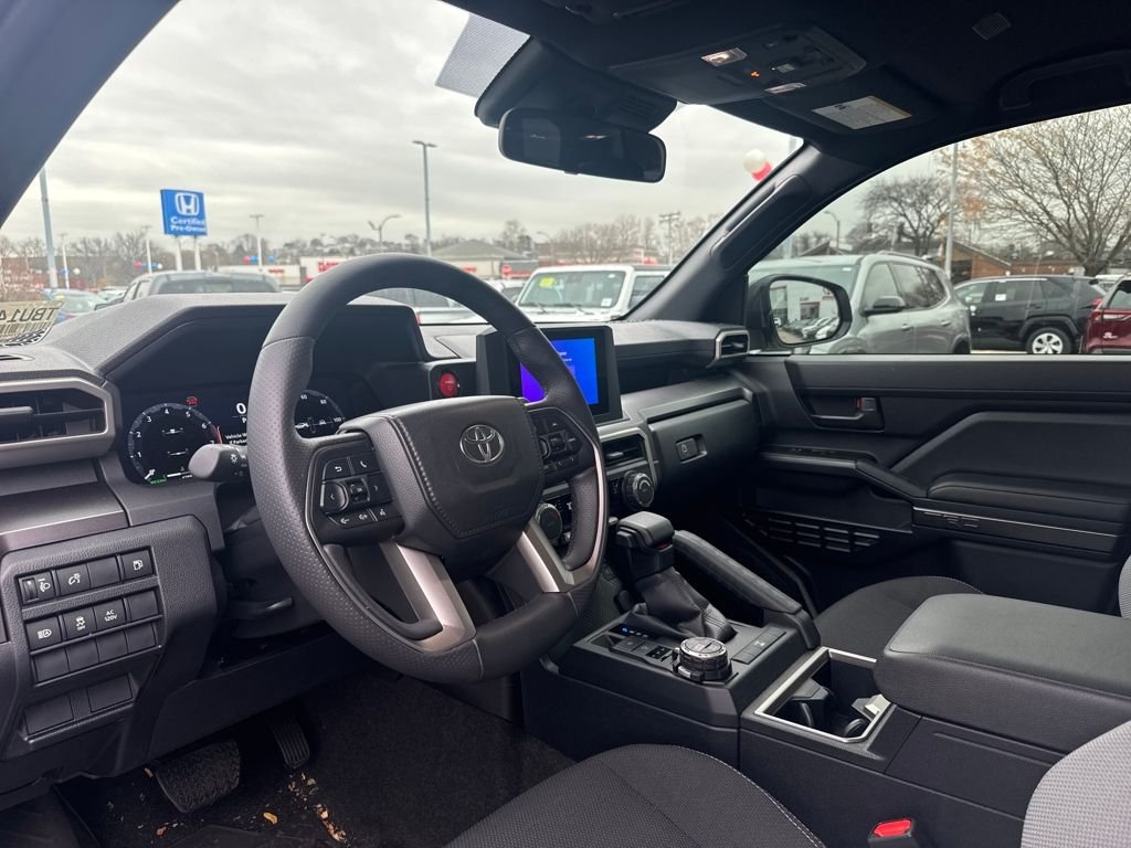 2025 Toyota 4Runner TRD Off-Road - Photo 13