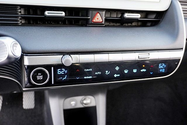 Used 2024 Black Hyundai Limited image 29