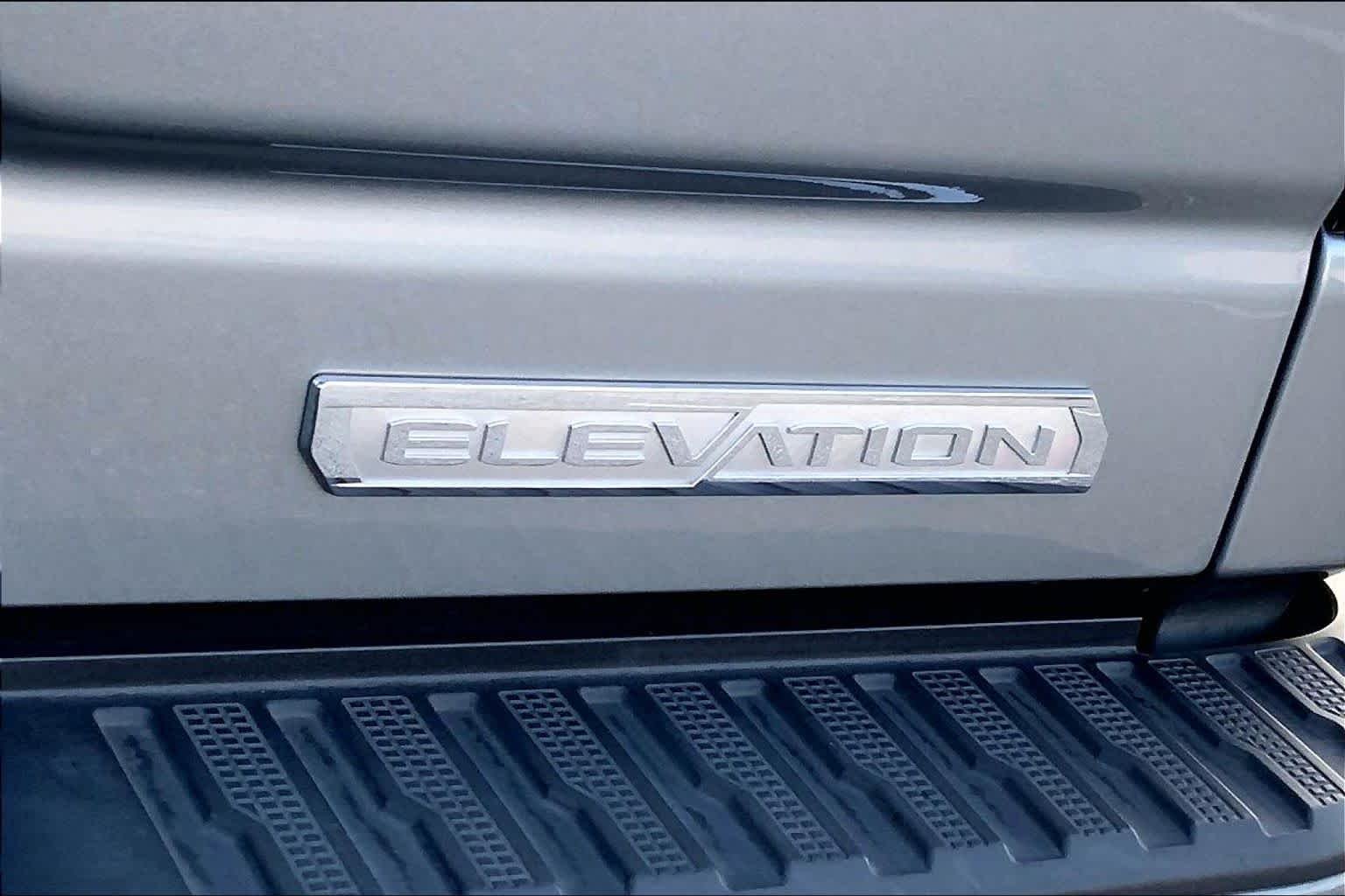 Used 2024 Sterling Metallic GMC Elevation image 10