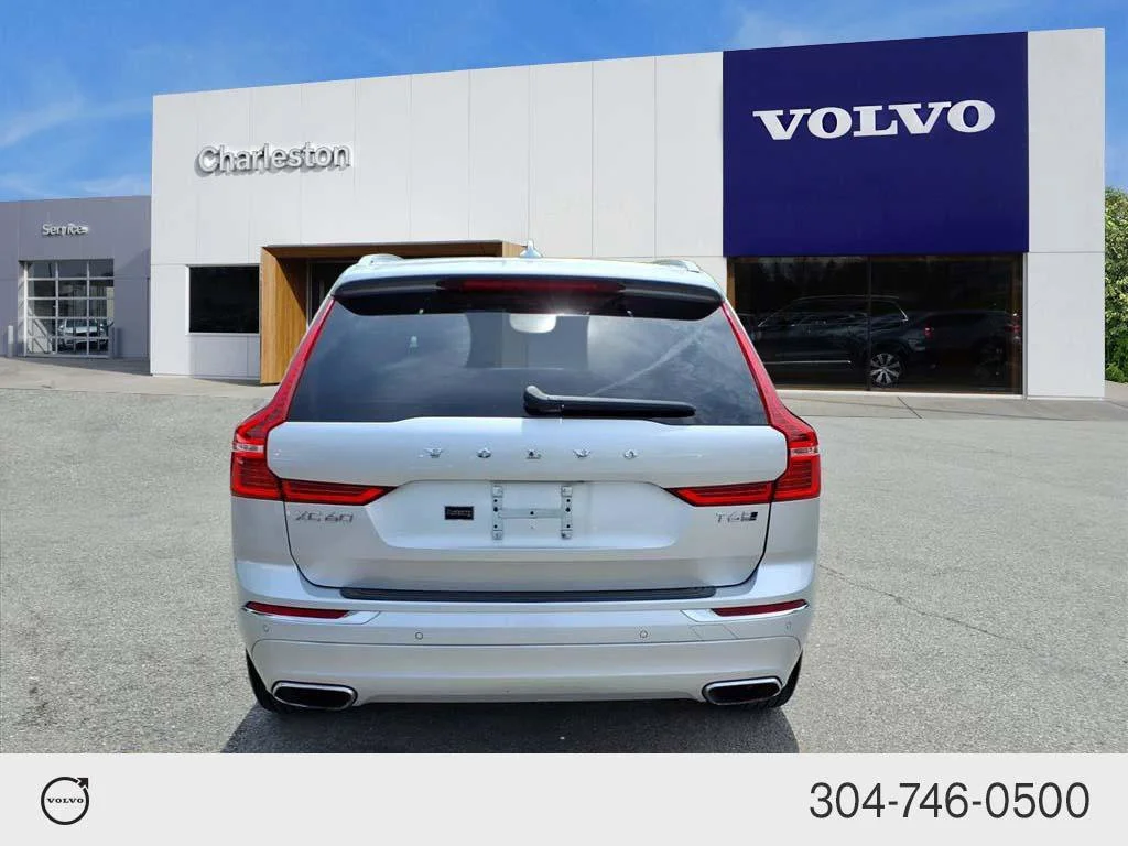 Used 2020 Bright Silver Metallic Volvo Inscription image 4