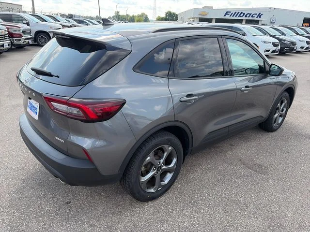 Used 2025 Gray Metallic Ford ST-Line Select image 8