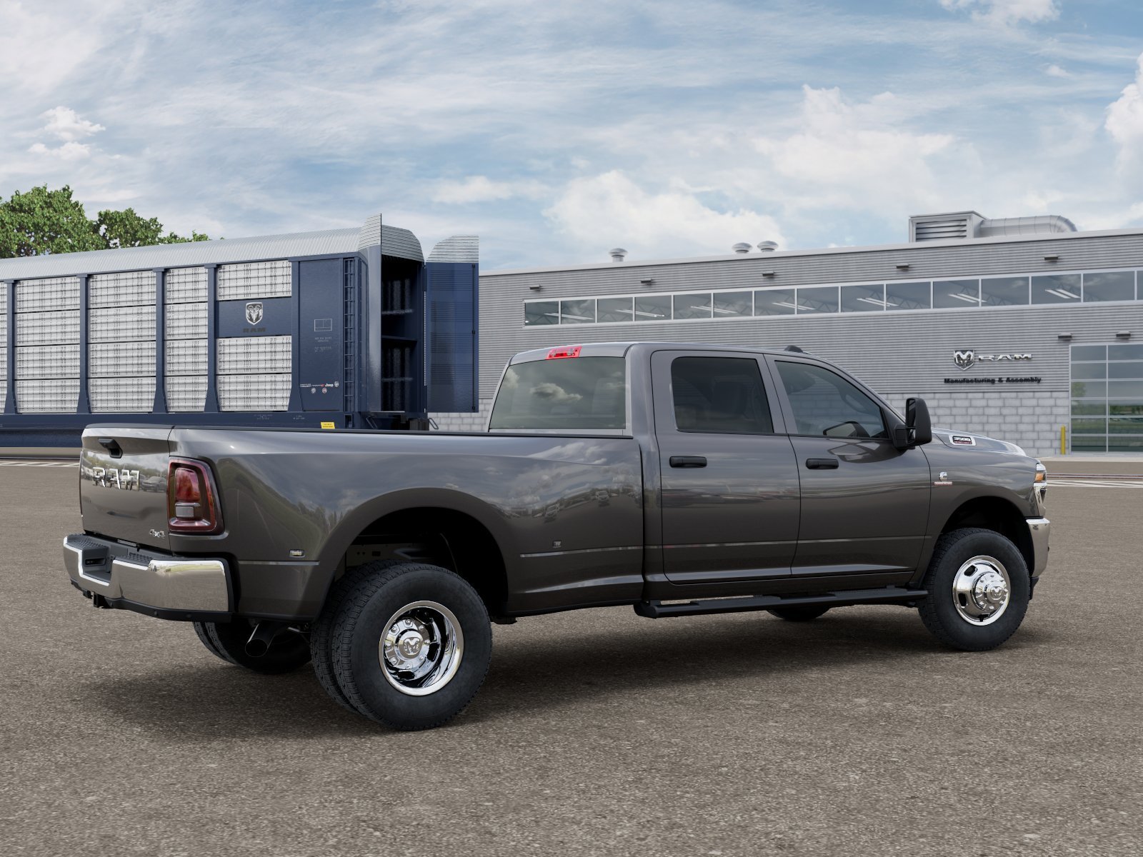 New 2026 Granite Crystal Metallic Clear-Coat Exterior Paint RAM Tradesman image 4