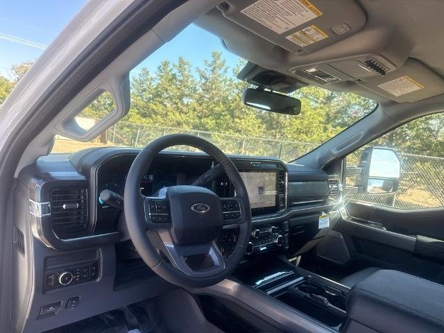 New 2026 Oxford White Ford Lariat image 56