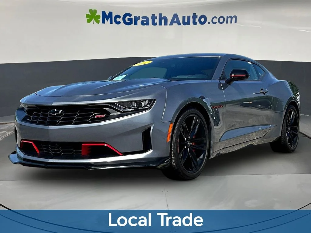 Used 2022 Gray Chevrolet 3LT image 3