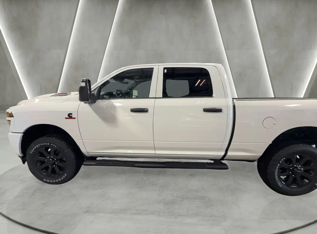 New 2026 Bright White Clear-Coat Exterior Paint RAM Tradesman image 4