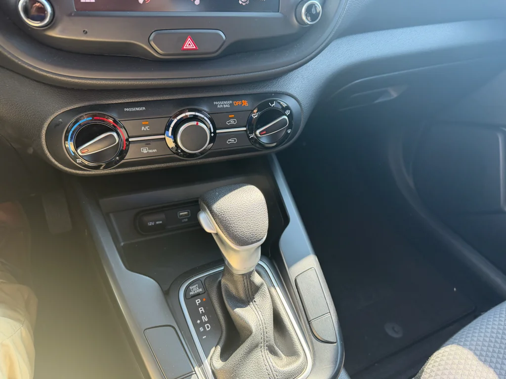 Used 2024 Black Kia LX image 9