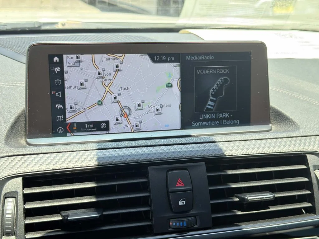 Used 2020 ALPINE WHITE BMW Competition image 10