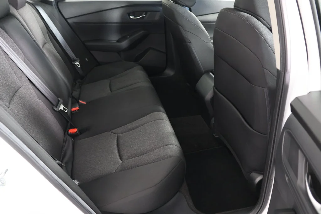 Used 2024 Platinum White Pearl Honda LX image 21