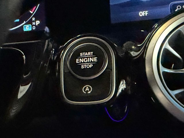 Certified Used 2024 Black Mercedes-Benz GLA 250 image 28