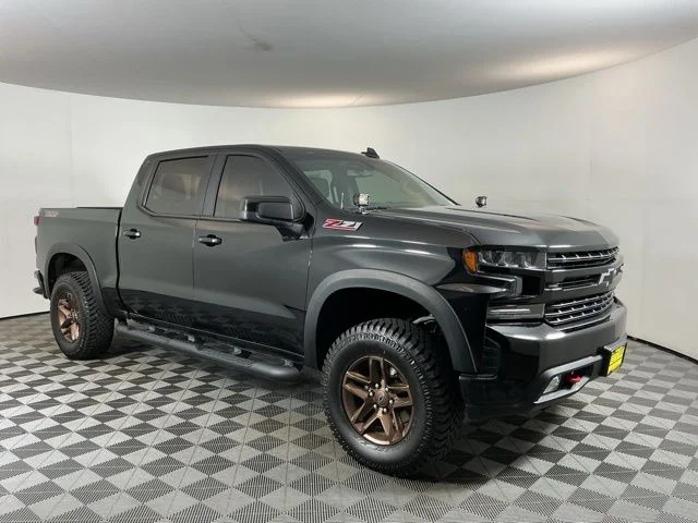 Used 2020 Black Chevrolet LT Trail Boss image 3