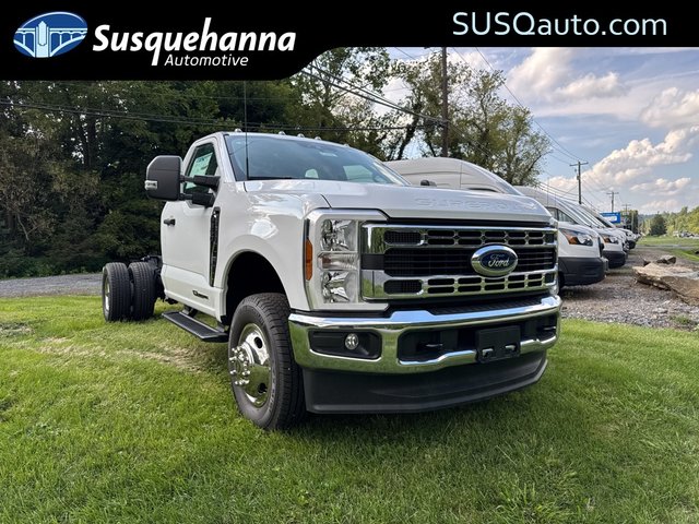 2026 Ford Chassis Cab XL