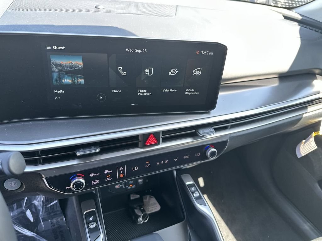2026 Kia Sorento S - Photo 13