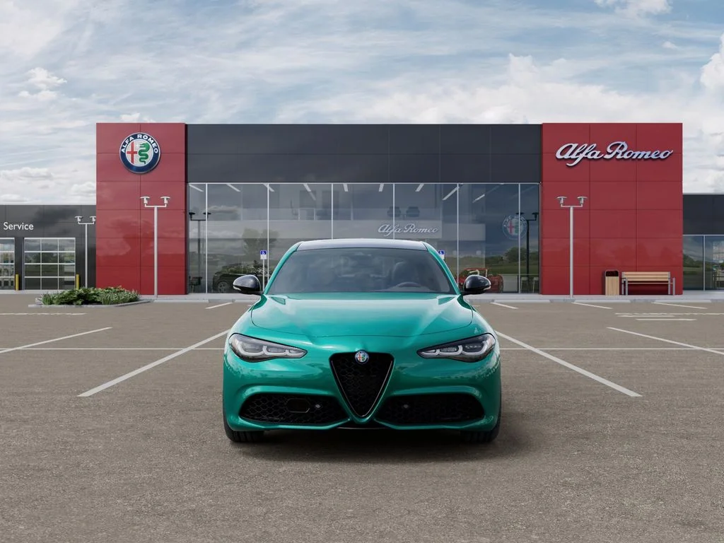 New 2026 Verde (Green) Fangio MetallicExterior Paint Alfa Romeo Veloce image 6