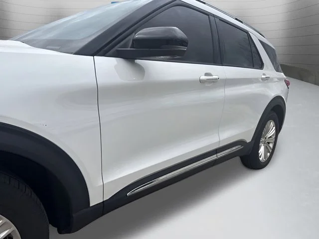 Used 2020 White Ford Limited image 18