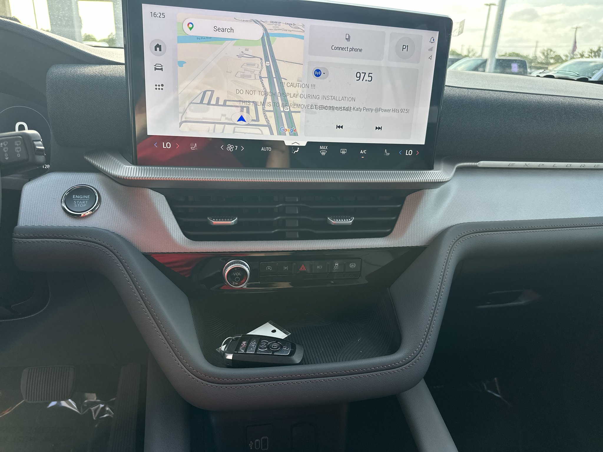 New 2027 Avalanche Gray Ford Active image 4