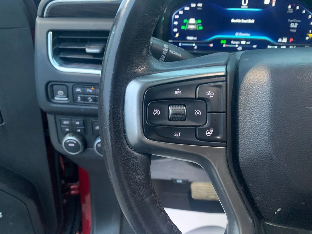 Used 2023 Red Chevrolet Z71 image 30