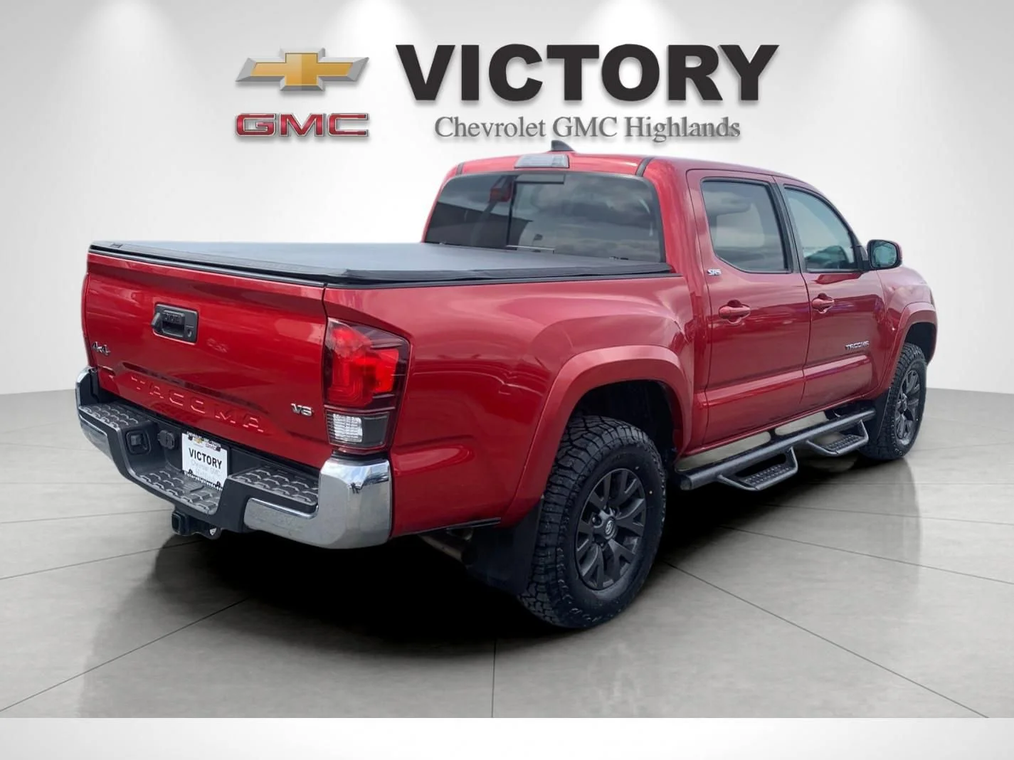 Used 2021 Red Toyota SR5 V6 image 3