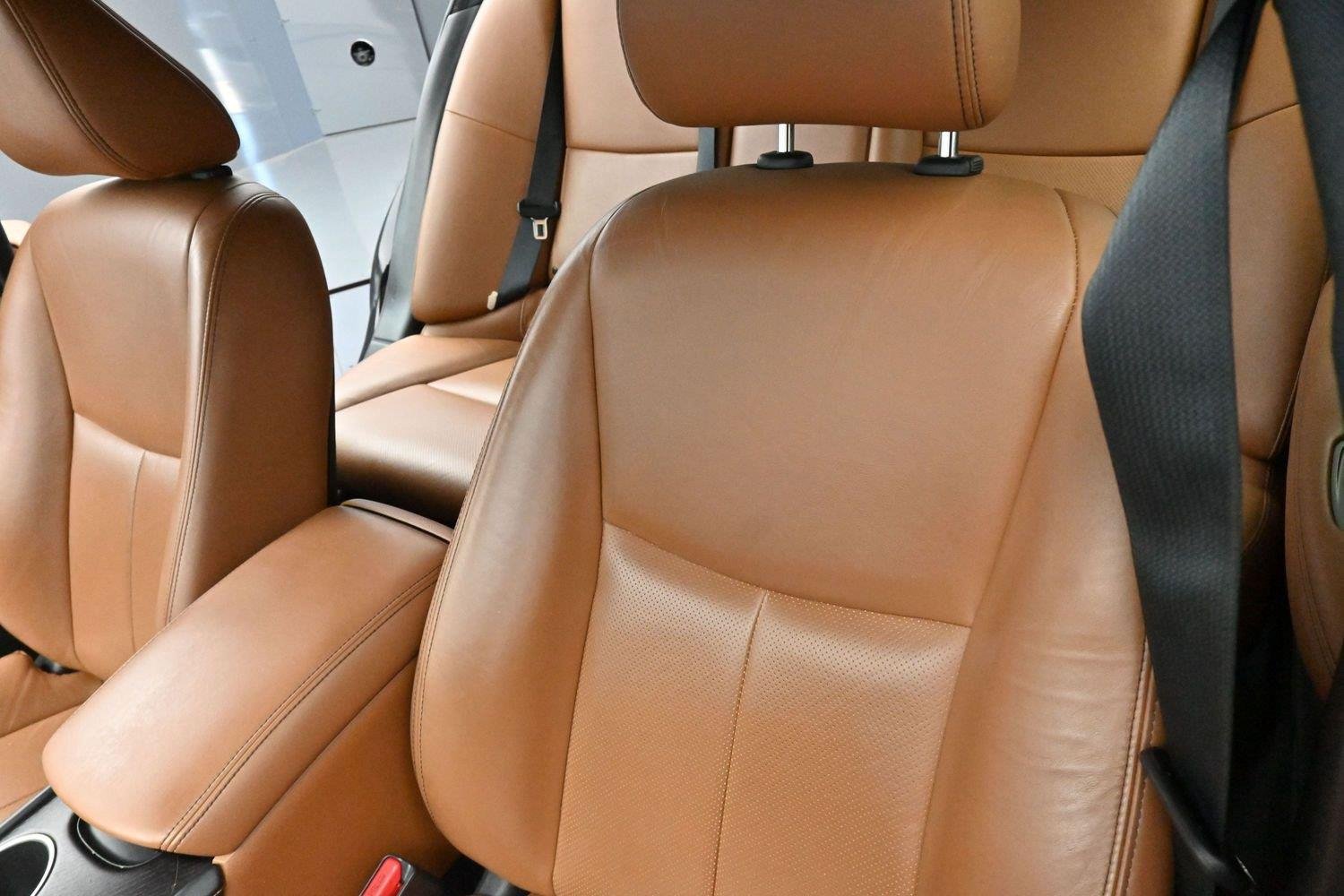 Used 2023 Black Obsidian INFINITI SENSORY image 15