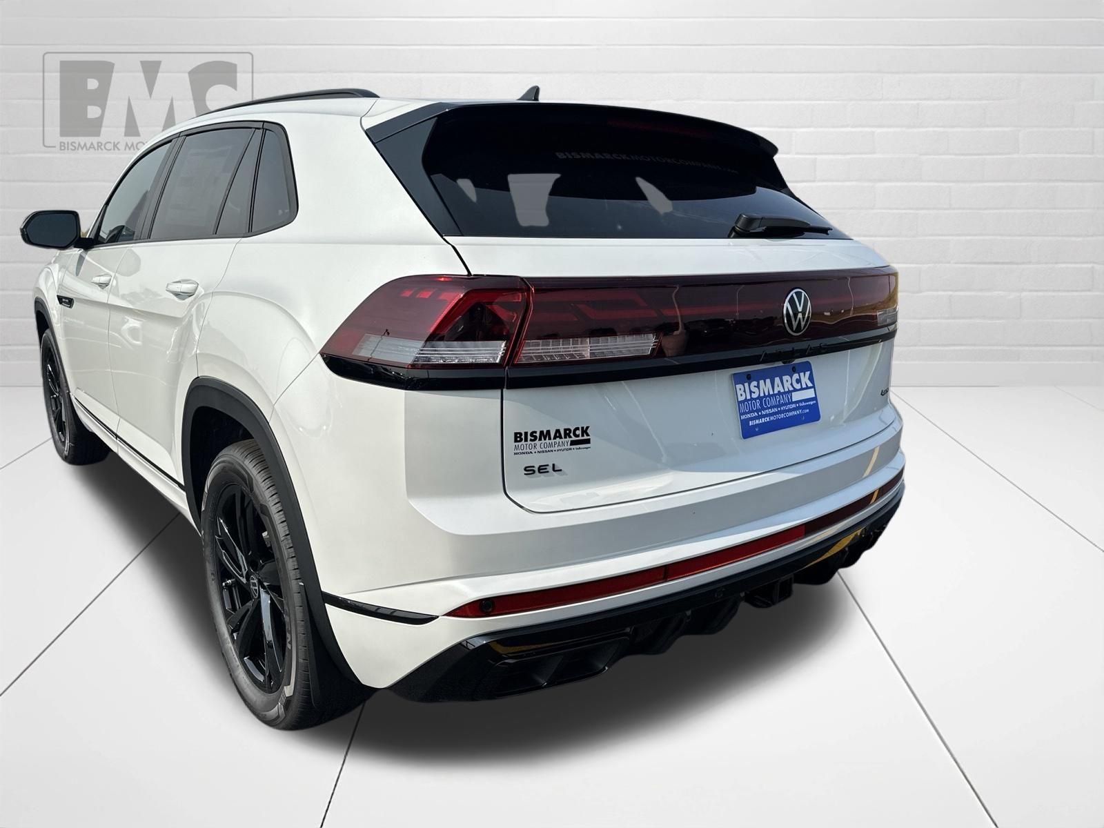 New 2026 White/off-white Volkswagen 2.0T SEL R-Line Black image 4