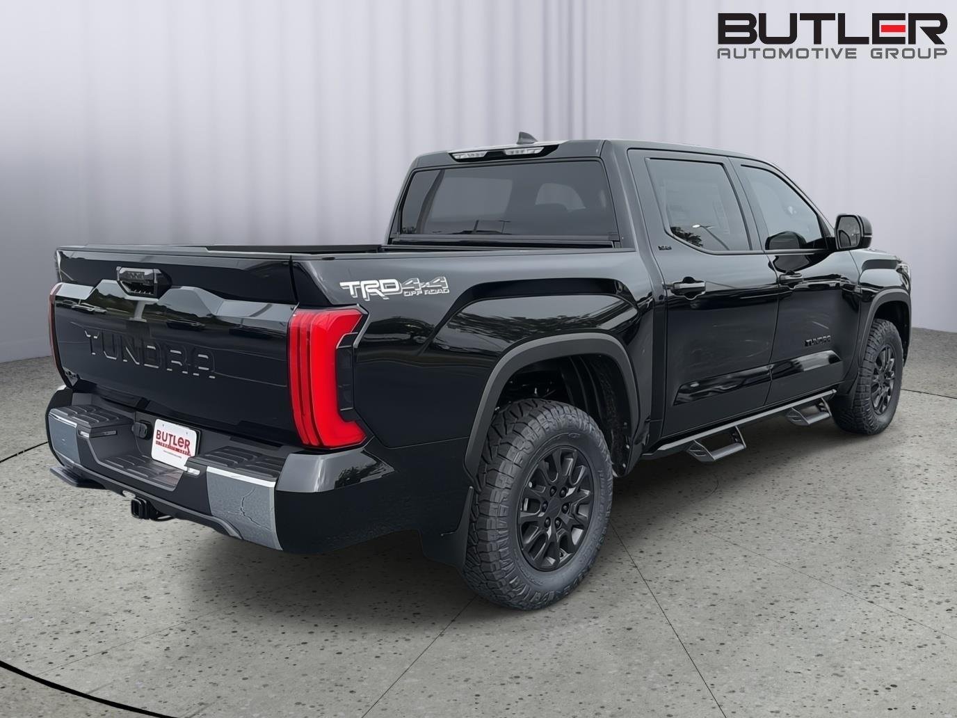 New 2026 Midnight Black Metallic Toyota SR5 image 6