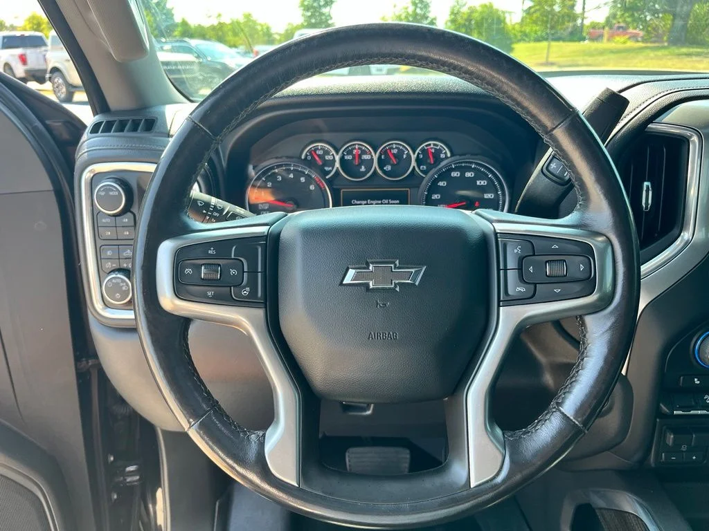 Used 2022 Black Chevrolet RST image 15