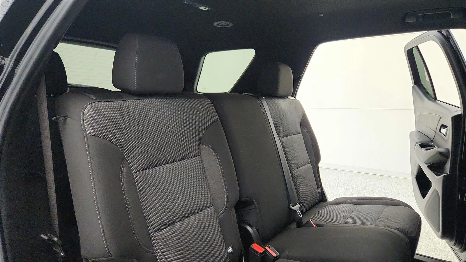 Used 2023 Mosaic Black Metallic Chevrolet LT Cloth image 41
