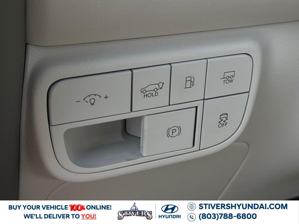 New 2026 Black Hyundai SEL Premium 7P image 29