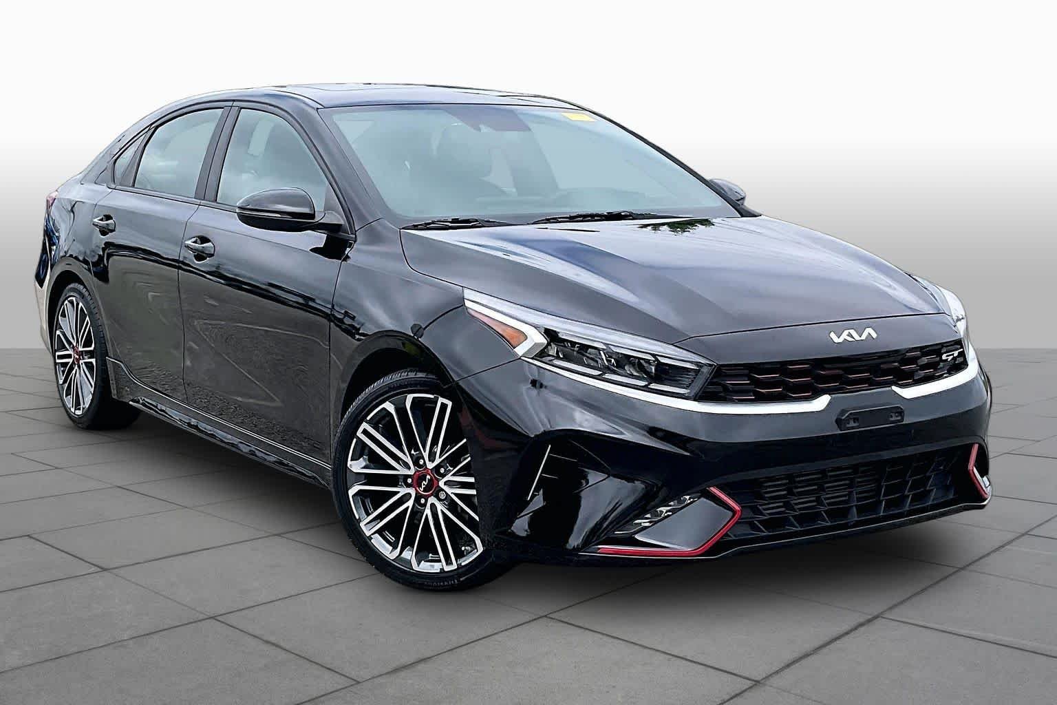 Used 2024 Aurora Black Kia GT image 3