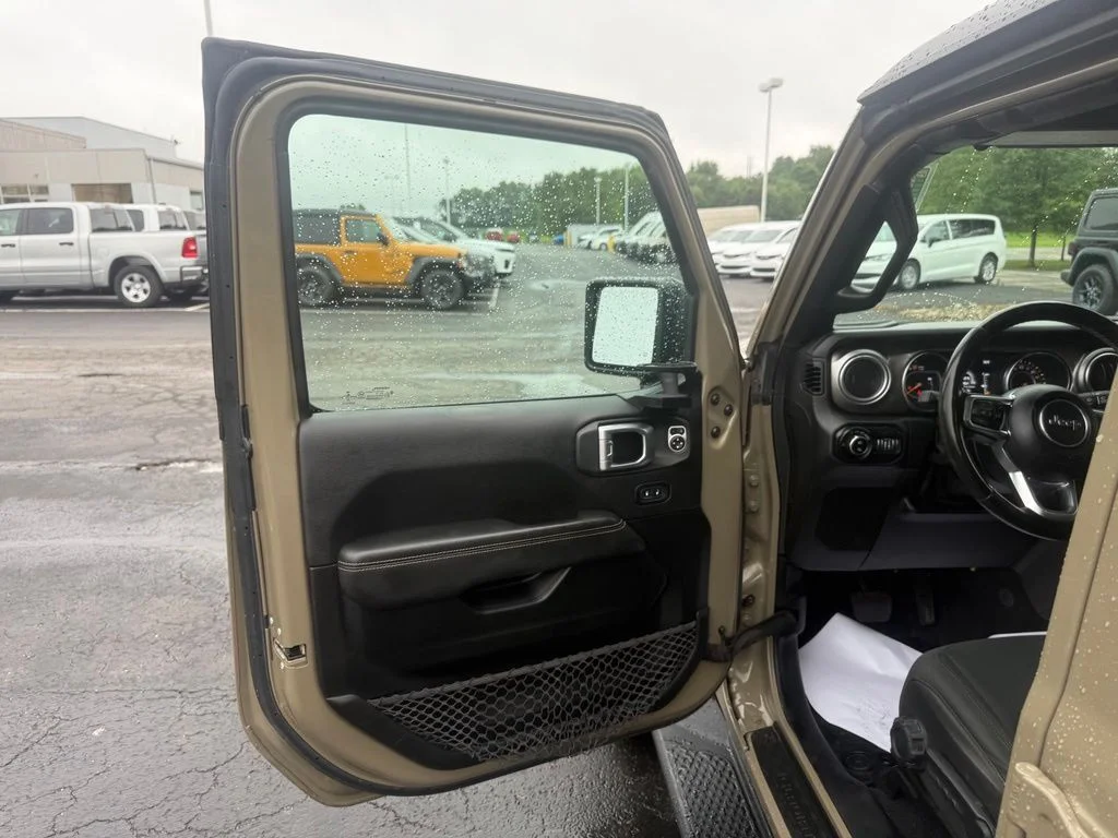 Used 2020 Green Jeep Overland image 16