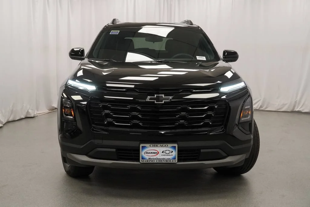 New 2027 Mosaic Black Metallic Chevrolet LT image 33