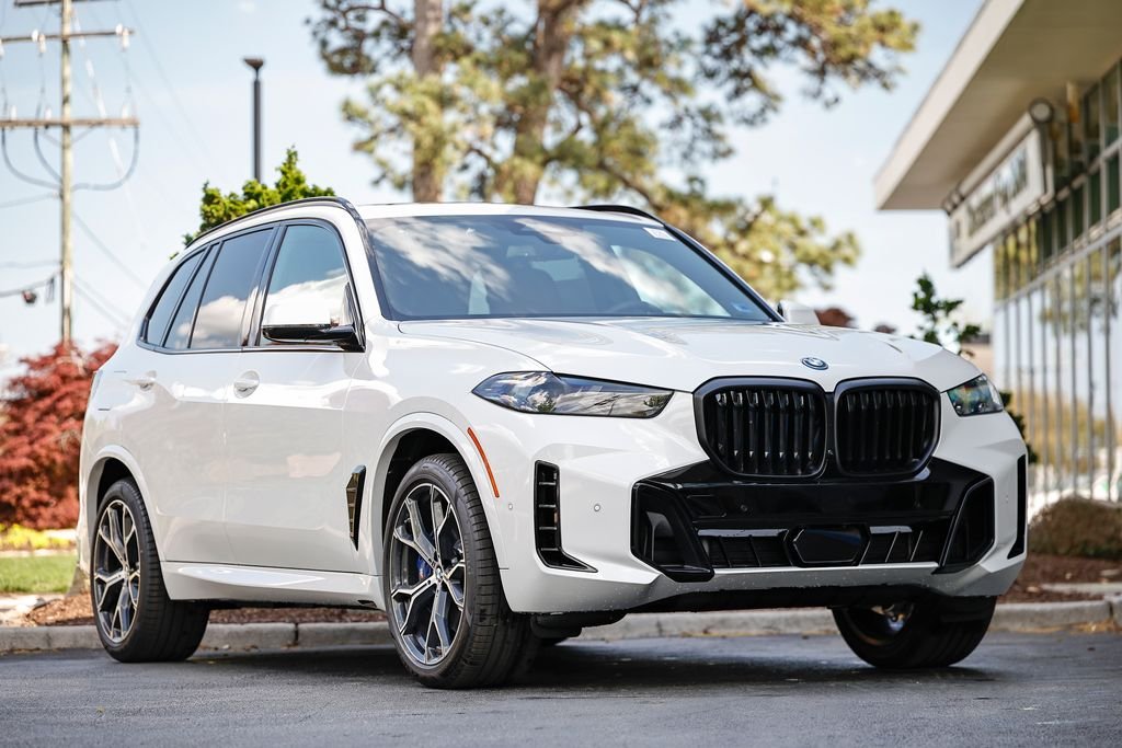 2026 BMW X5 xDrive50e's photo