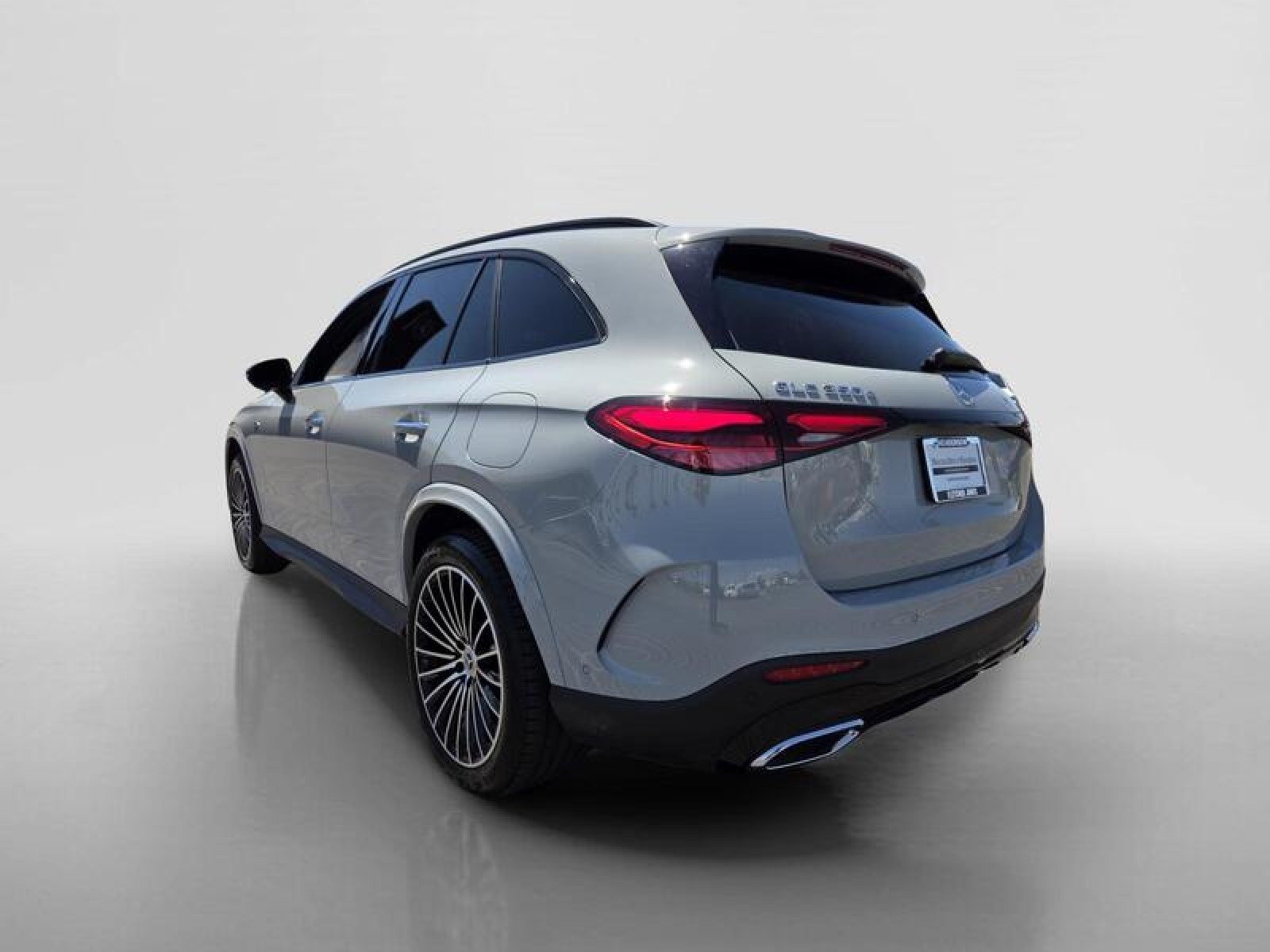 Certified Used 2025 MANUFAKTUR Alpine Grey Mercedes-Benz GLC 350e image 3