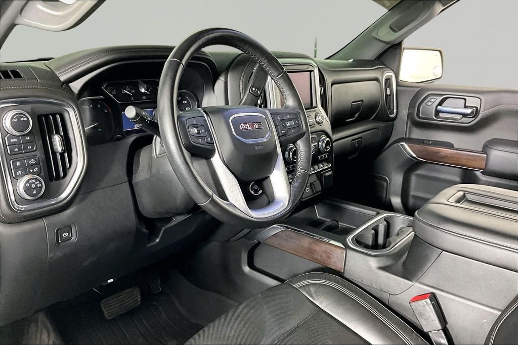 Used 2020 White GMC SLT image 15