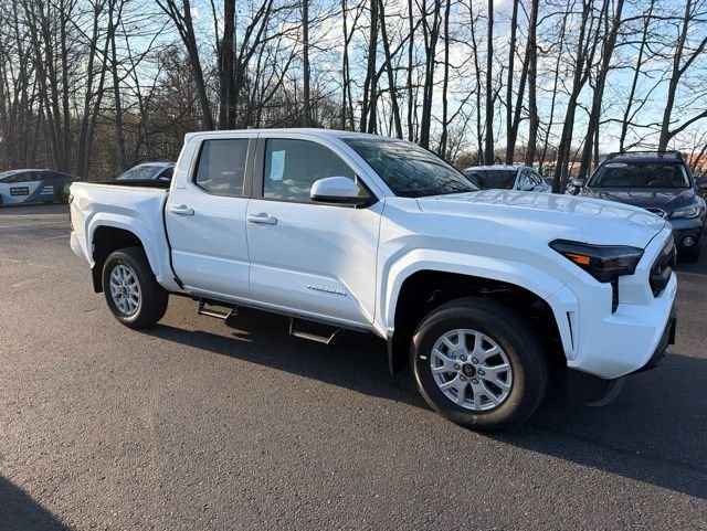 New 2026 White Toyota SR5 image 5
