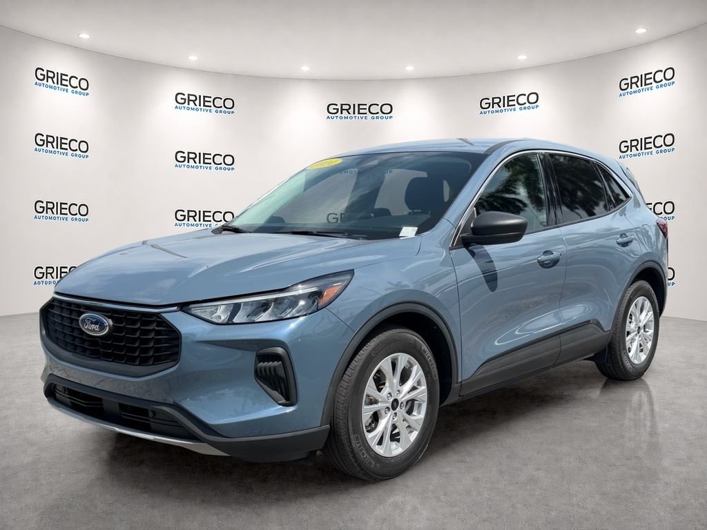 Used 2024 Blue Ford Active image 3