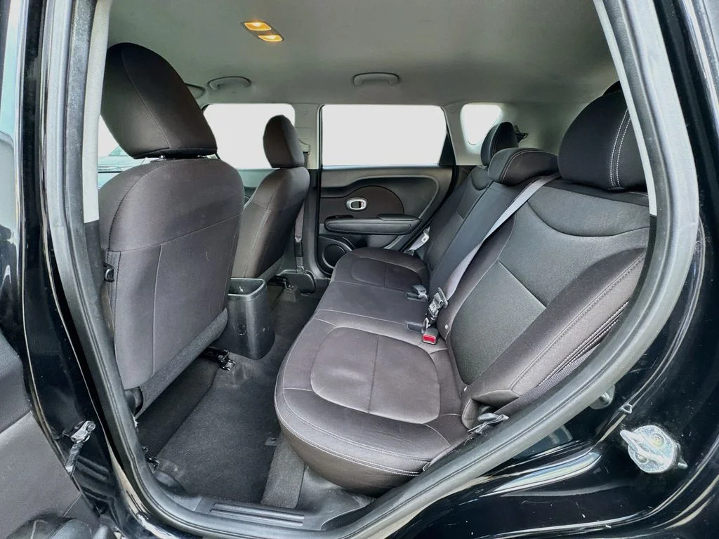 Used 2016 Black Kia Base image 26