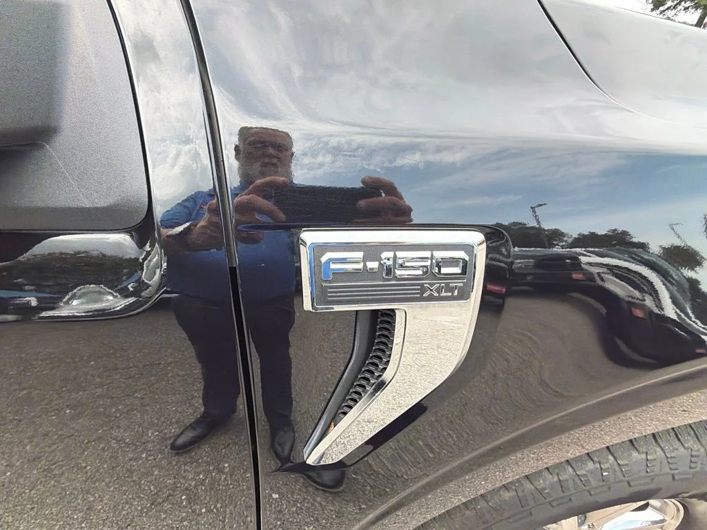 Used 2025 Black Ford XLT image 7