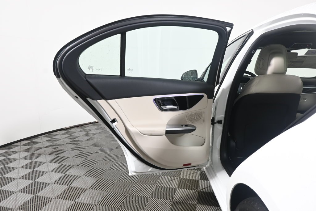 Used 2026 Polar White Mercedes-Benz C 300 image 30