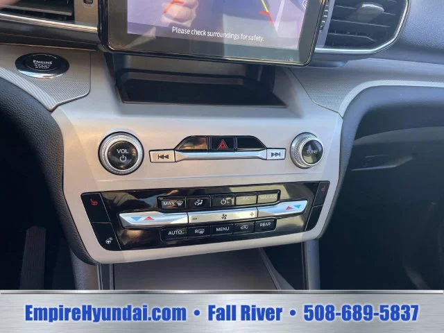 Used 2023 Black Ford XLT image 25