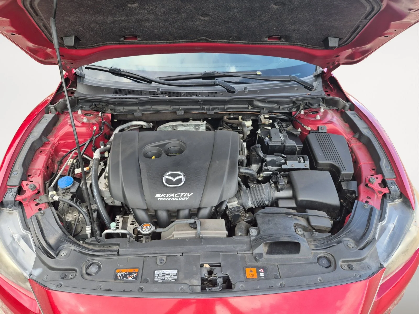 Used 2014 Red Mazda i Grand Touring image 30