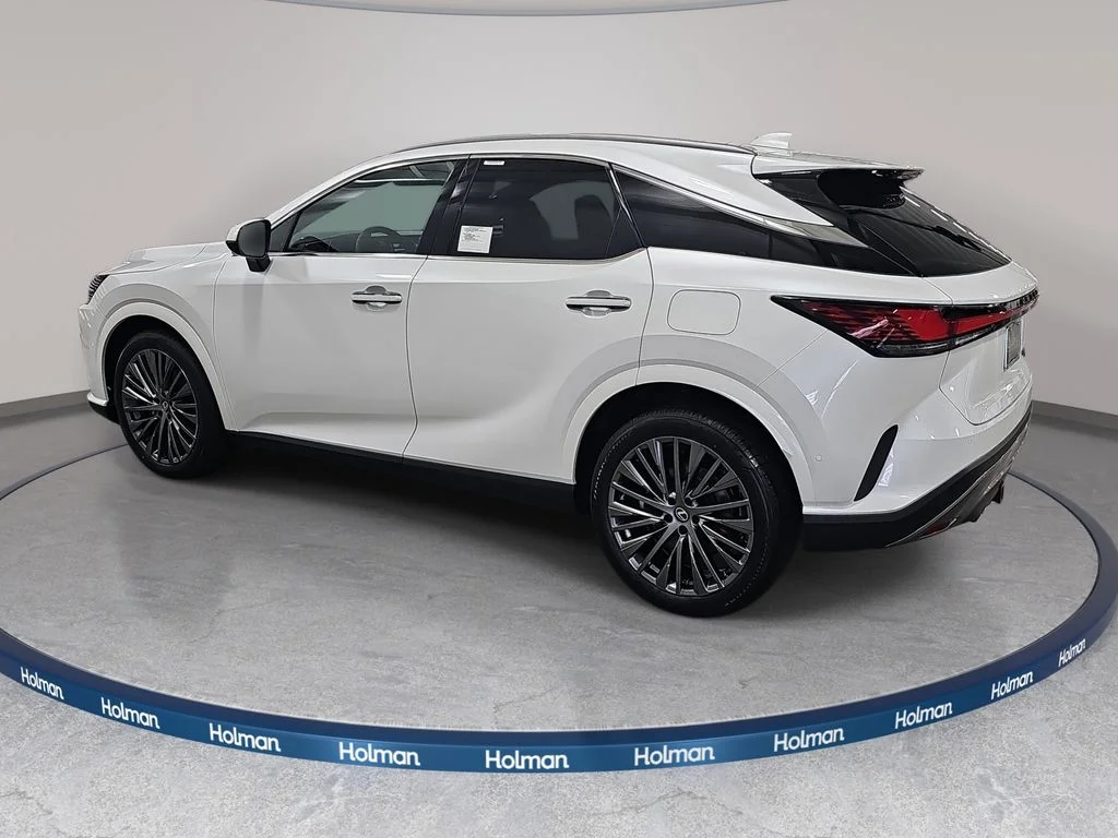 New 2026 Eminent White Pearl Lexus LUXURY image 8