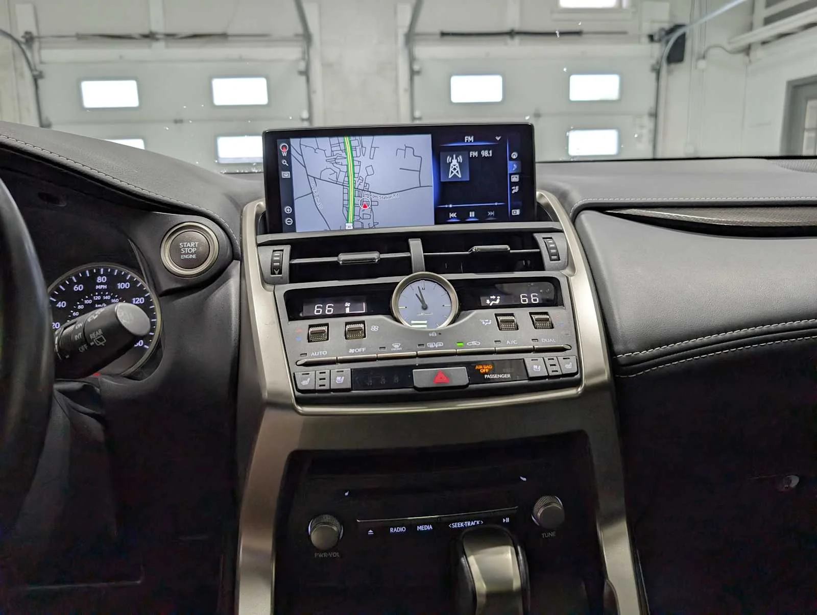 Used 2021 Atomic Silver Lexus  image 34