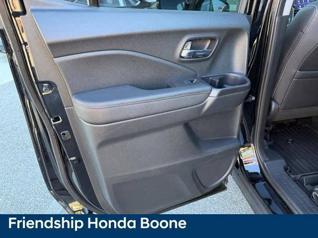 Used 2023 Black Honda RTL image 33