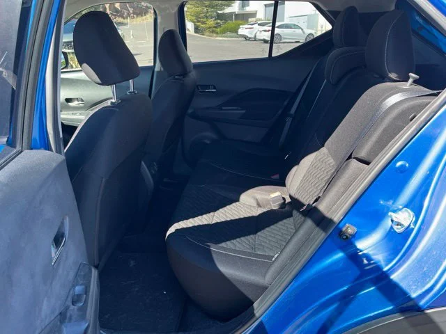 Used 2022 Electric Blue Metallic Nissan SV image 15
