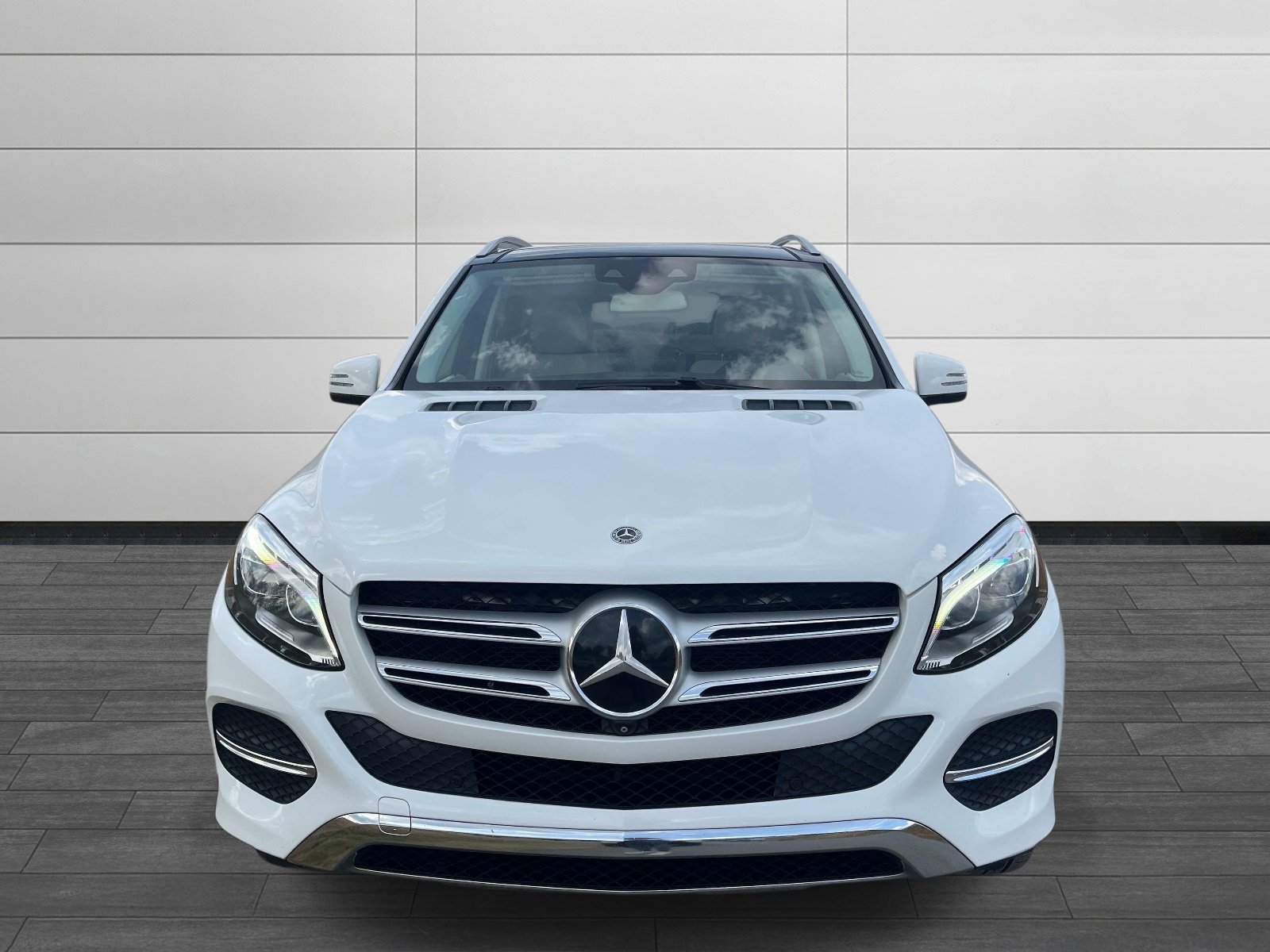 Used 2018 Polar White Mercedes-Benz GLE 350 image 8