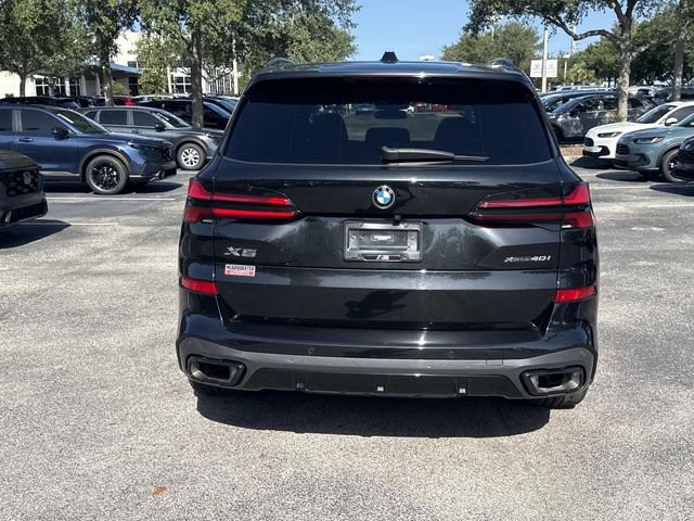 Used 2024 Black Sapphire Metallic BMW xDrive40i image 5