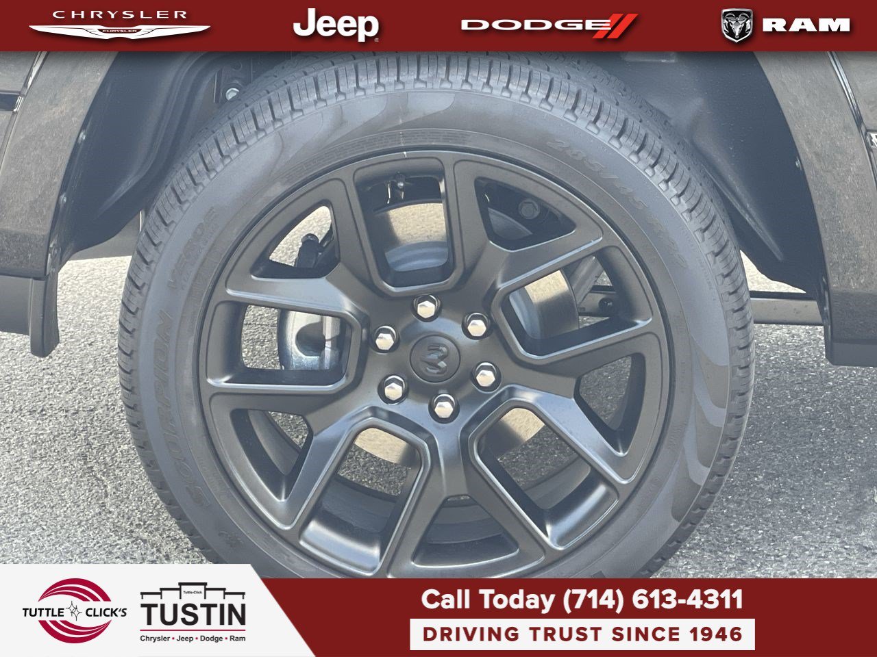 New 2026 Diamond Black Crystal Pearl-Coat Exterior Paint RAM Laramie image 11