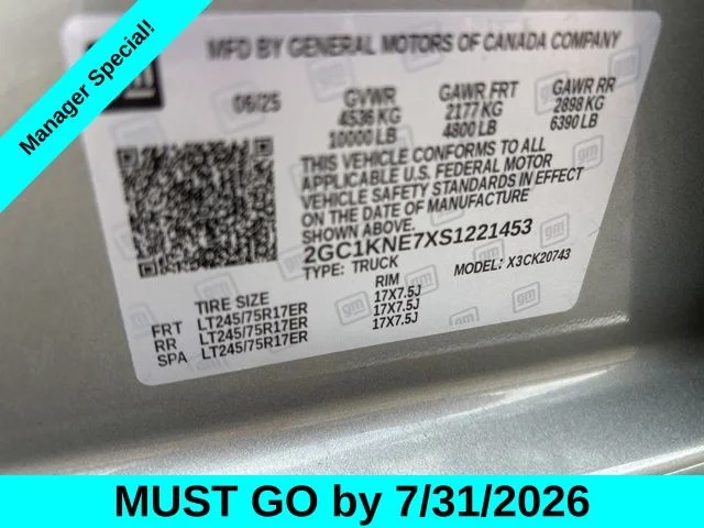 Used 2025 Gray Chevrolet LT image 35