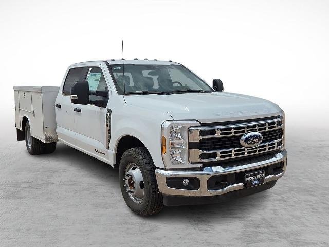 New 2025 Oxford White Ford F-350® XL image 26