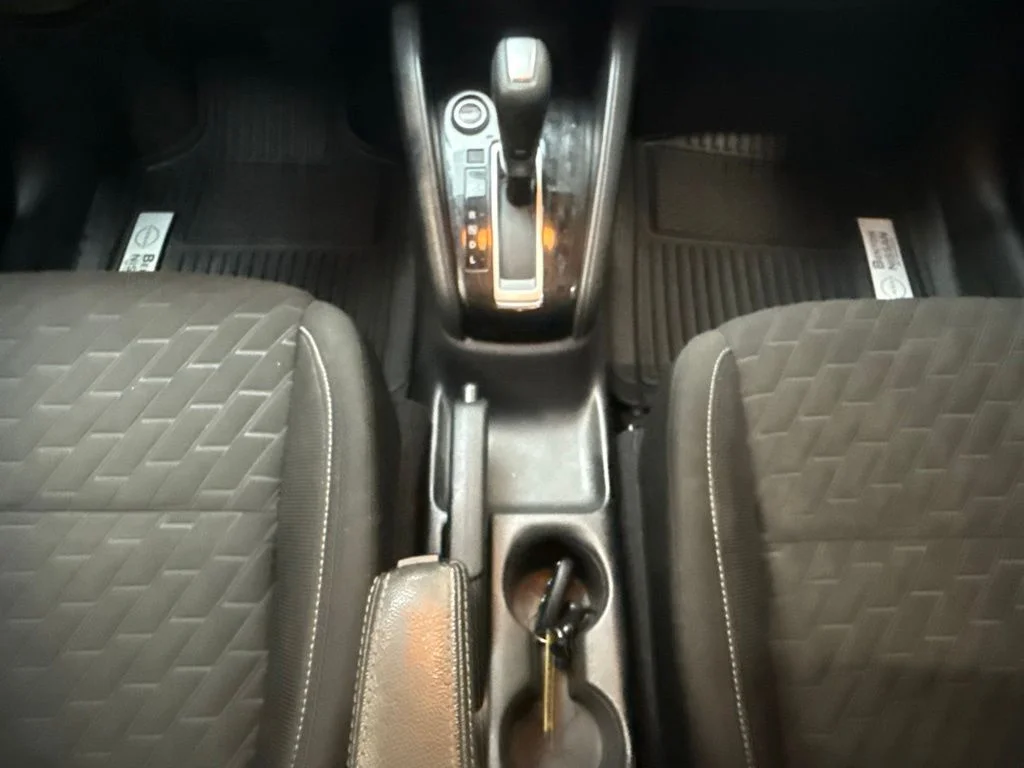 Used 2021 Super Black Nissan S image 17